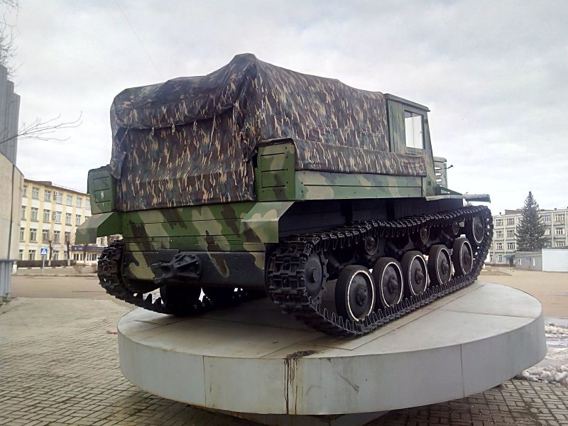 Тягач я-11 я-12