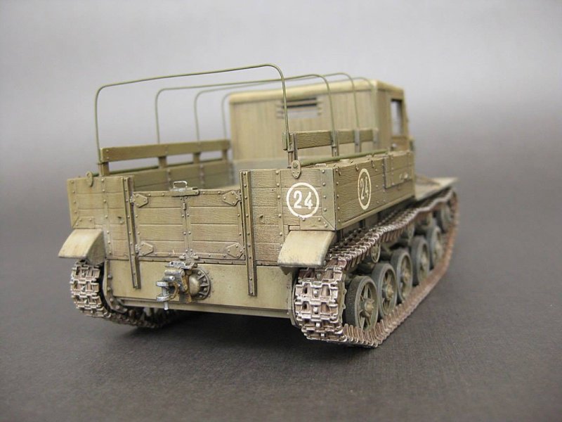 Тягач я-12