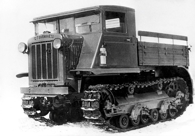 Транспортный трактор с-2 Сталинец