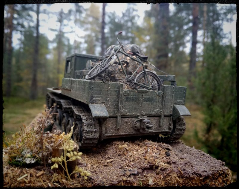 Download Soviet Artillery tractor