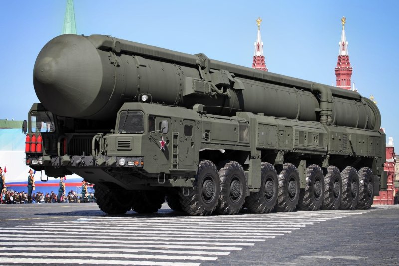 МЗКТ 79221 Тополь м