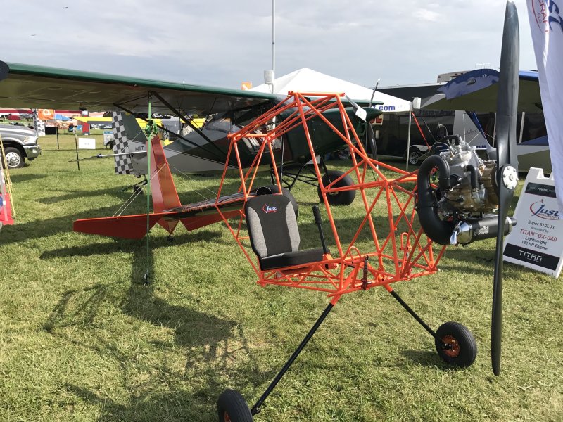 Самолет just SUPERSTOL
