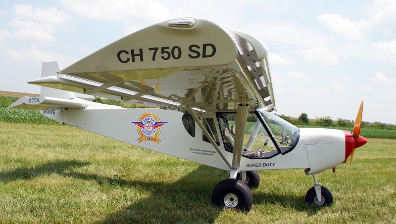 Самолет Zenith stol Ch-750