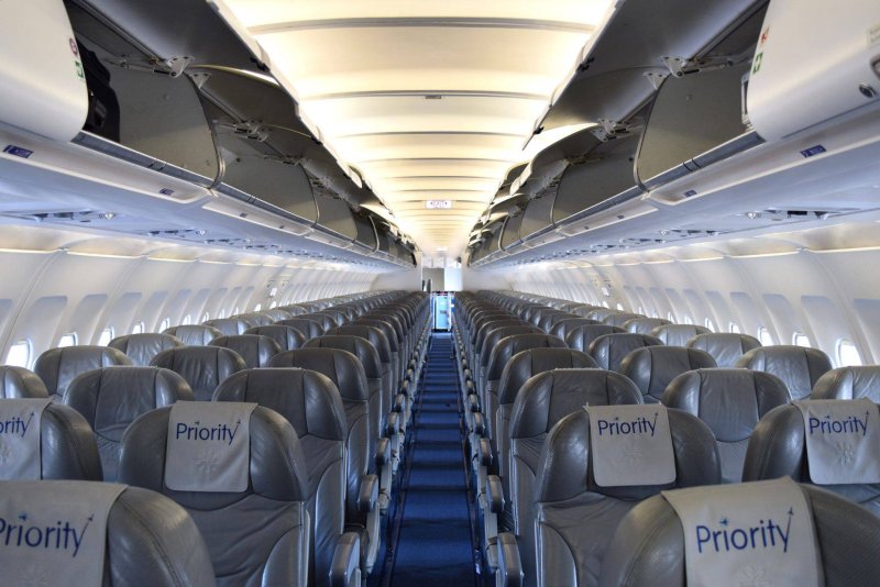 Салон самолета Airbus a320
