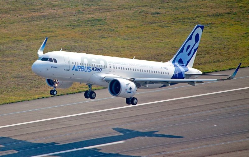 Самолёт Аэробус а320