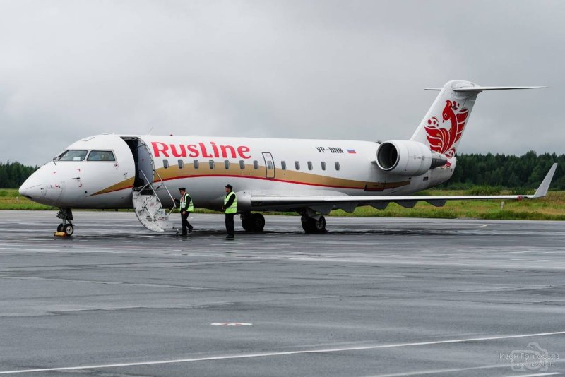 Самолёт Бомбардье CRJ-100/200