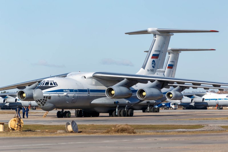 Самолёт ил-76 ВТА России
