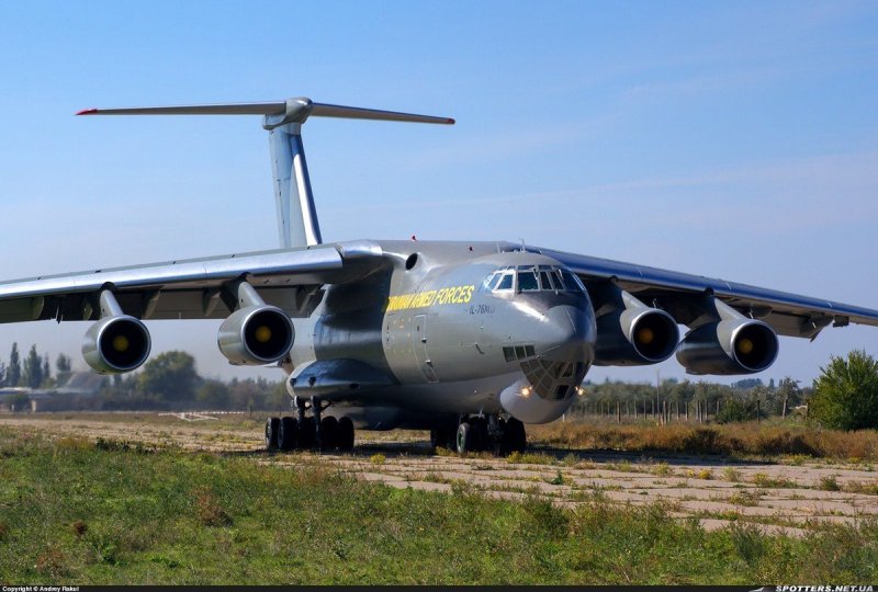 Ил-76 военно-транспортный самолёт