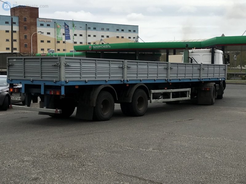 МАЗ 5432 С полуприцепом МАЗ 9397