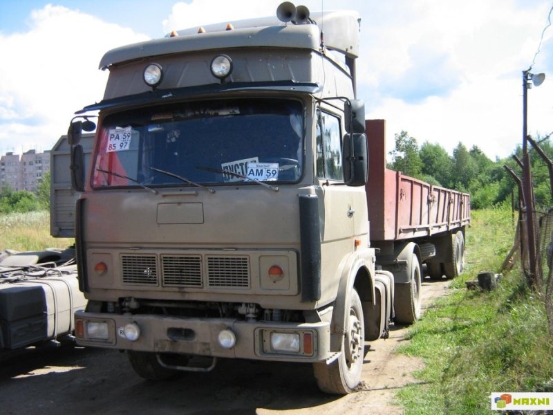 МАЗ 54329 С полуприцепом