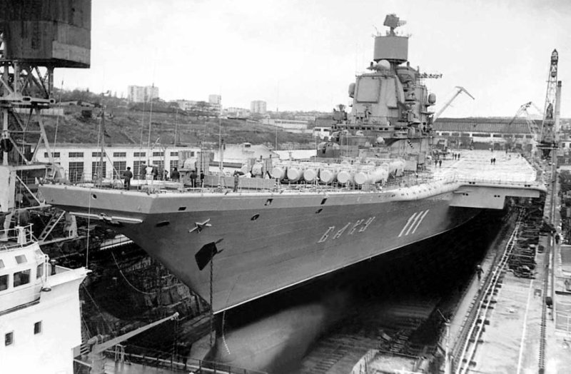 ТАВКР 1143 Баку