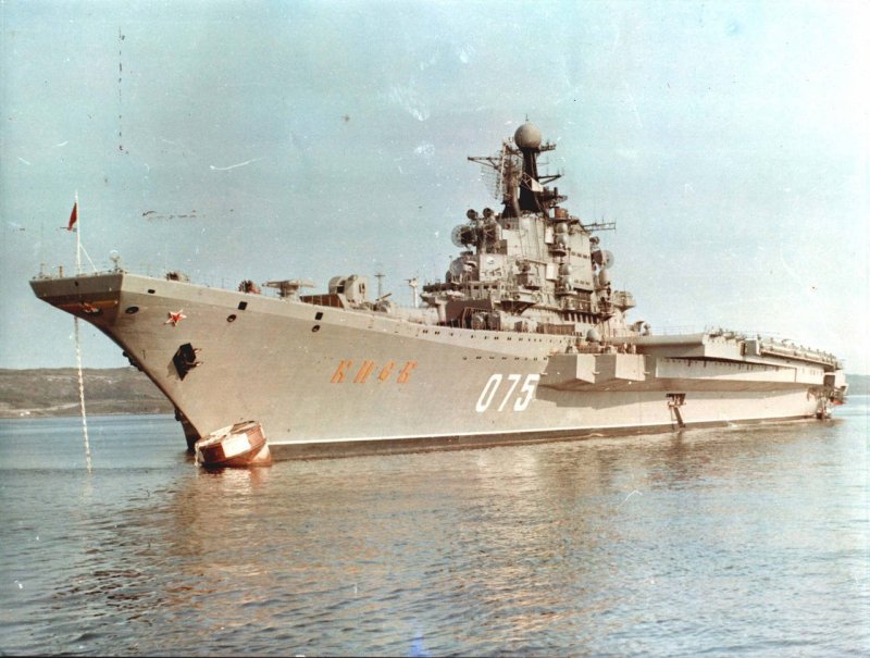 ТАВКР пр.1143 "Киев"