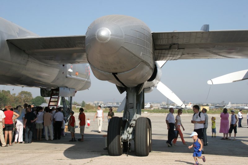 Переднее шасси ту-95мс