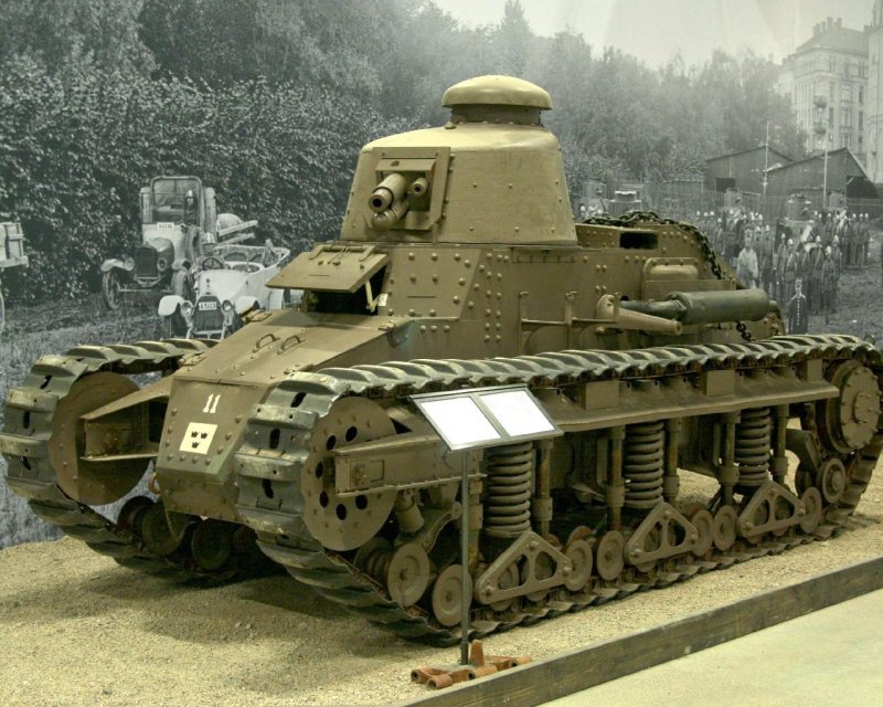 Renault NC 31 танк