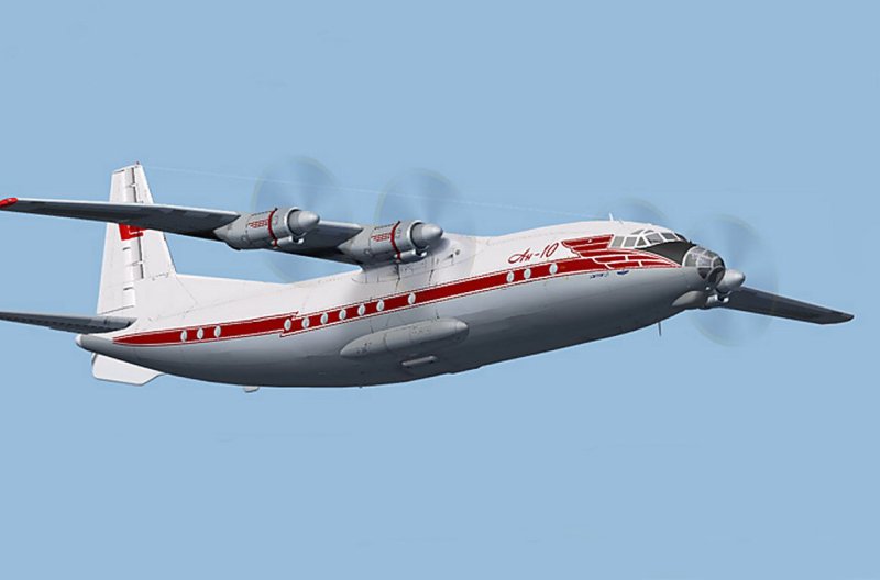 АН-10 пассажирский самолёт