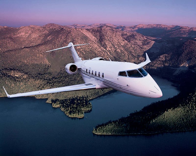 Частный самолет Bombardier Challenger 300