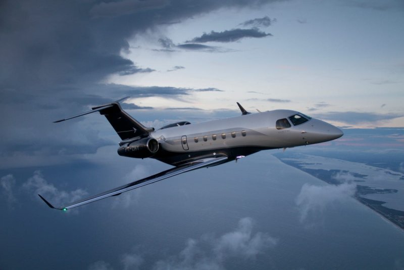 Embraer Legacy 500