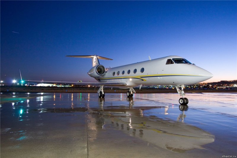 Самолёт Gulfstream III