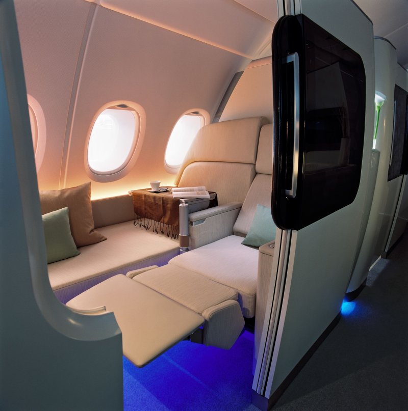 Airbus a380 салона первый класс
