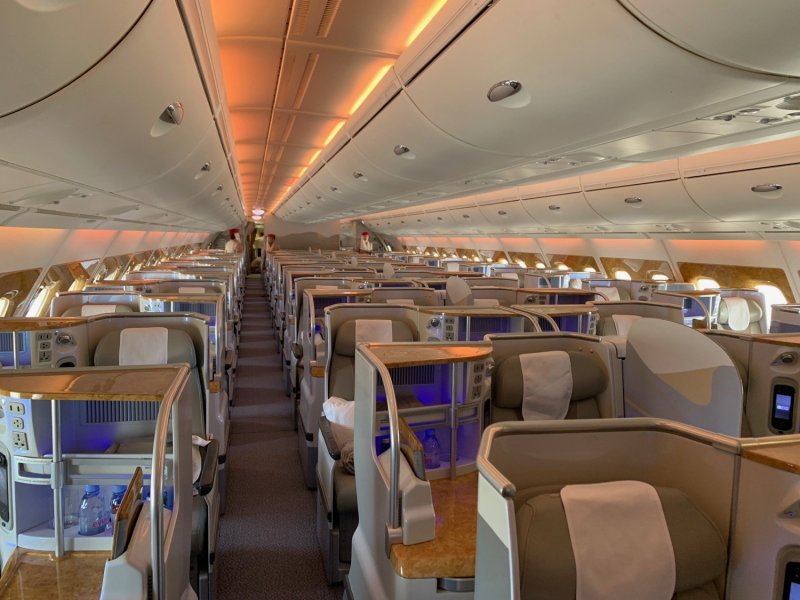 Эмирейтс а380 эконом