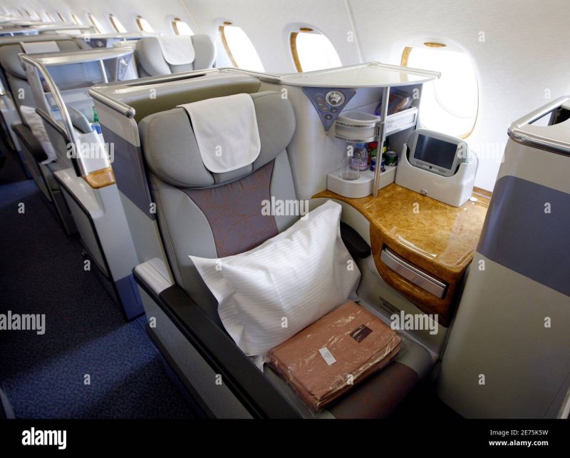 А380-800 Эмирейтс бизнес класс
