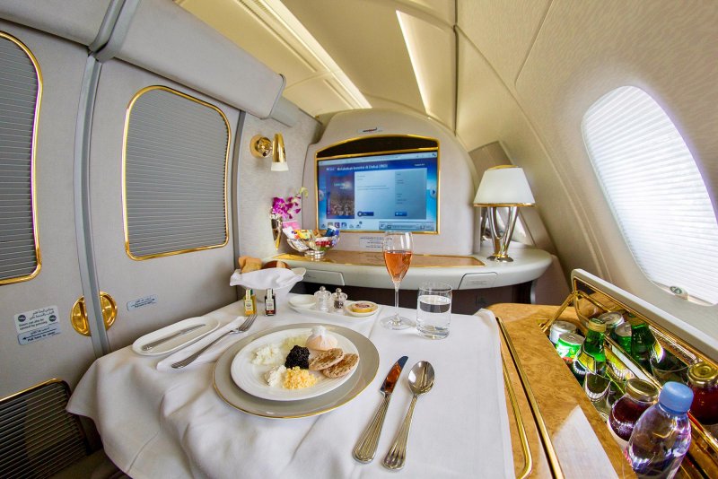 Первый класс Эмирейтс а380