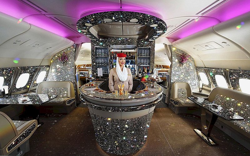 A380 Emirates салон