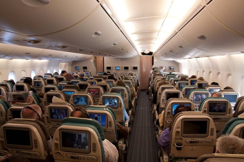 Самолёт Airbus a380 салон
