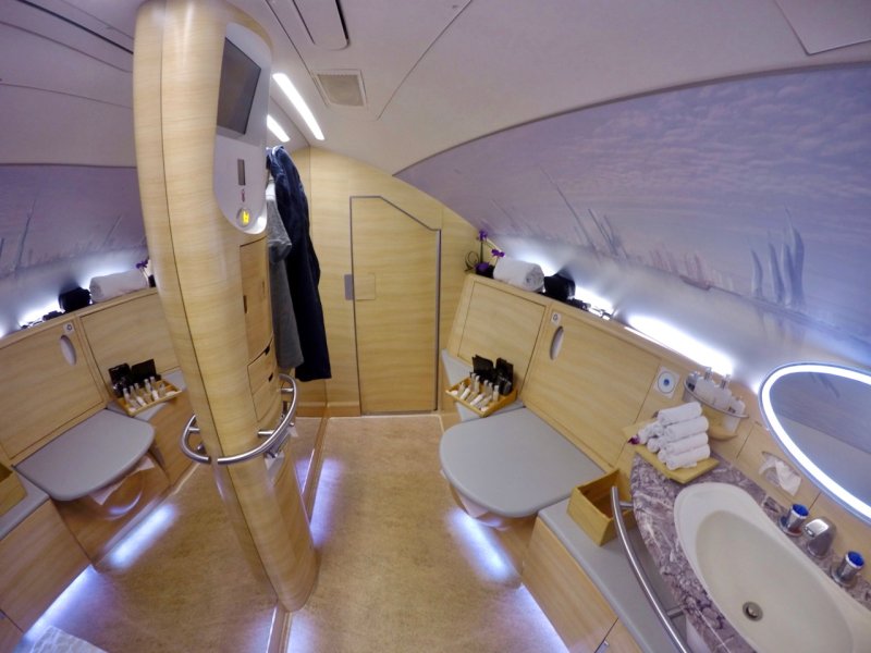 Первый класс Emirates a380