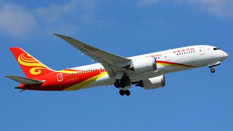 Боинг 787 взлетел