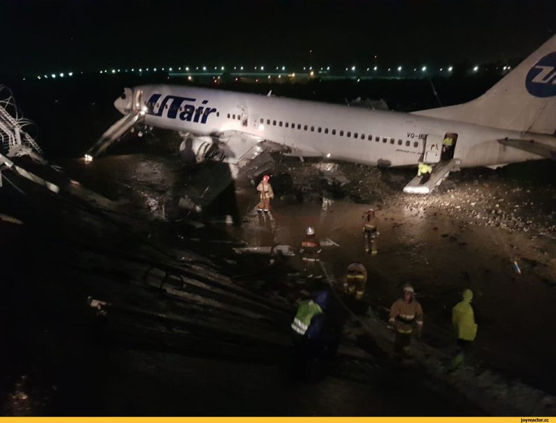 Boeing 737-800 UTAIR Сочи