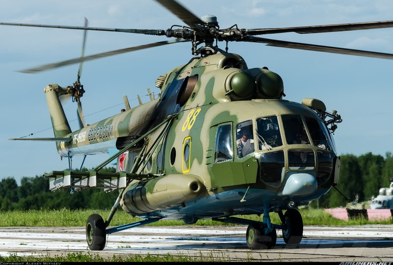 Ми-8 вертолёт