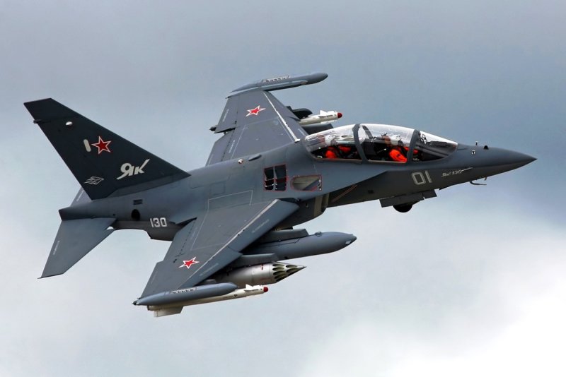 Як-130 самолёт
