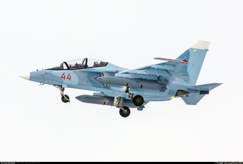 Яковлев як-130