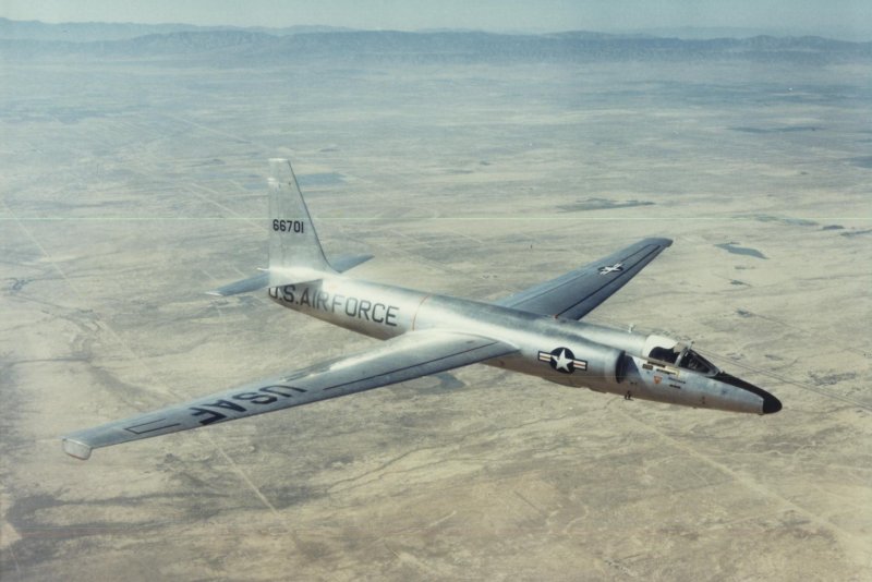U-2 самолет разведчик