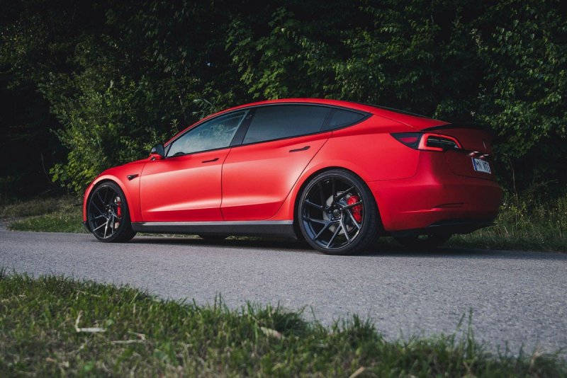 Tesla model 3