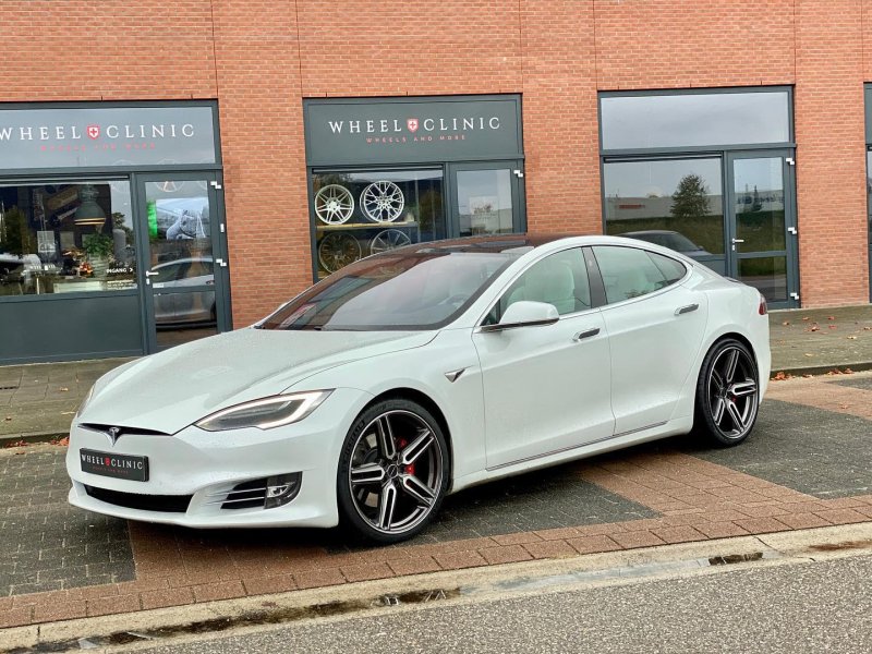 Tesla model s Vossen Wheels