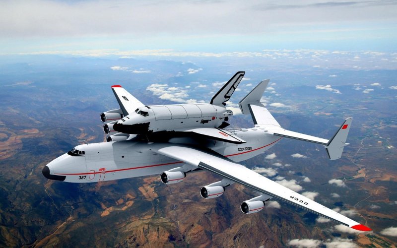 Мрия АН-225 Буран