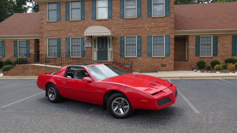 Pontiac Firebird 3 поколения