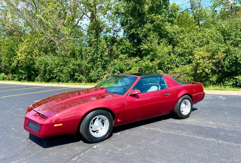 Pontiac 1983
