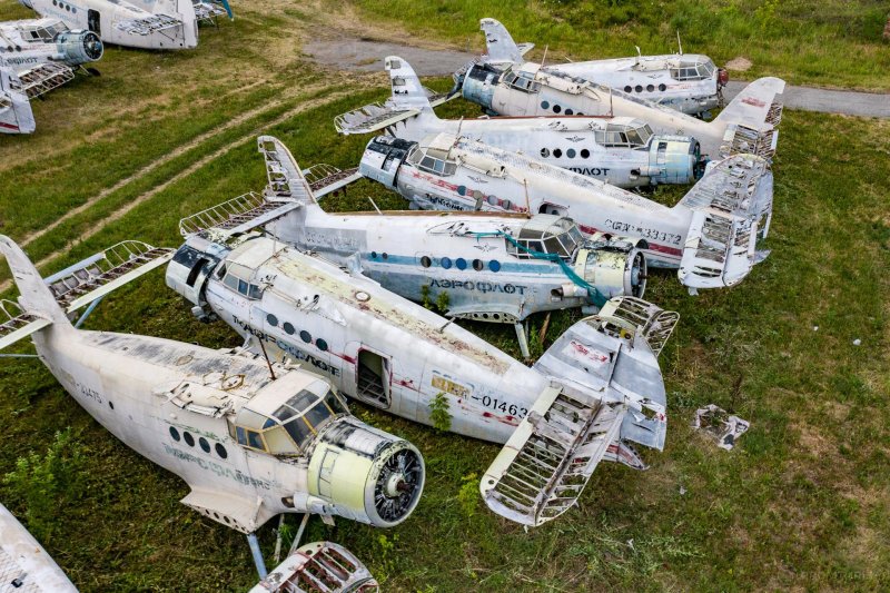 АН-2 В Монино