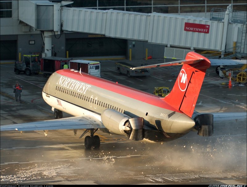 MCDONNELL Douglas DC-9-32