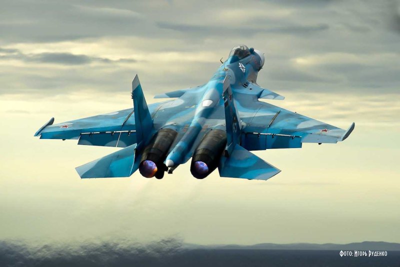 Су-33 палубный истребитель