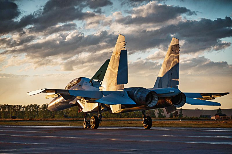 Истребитель Су-30см ВКС России