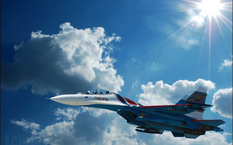 Российский истребитель Су 27