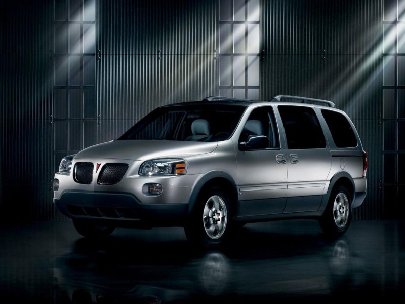 Pontiac Montana II sv6