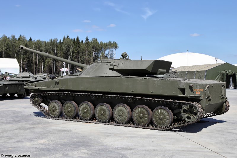 Танк объект 906б