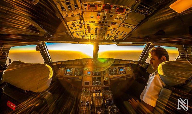 Взлёт Боинга 747 из кабины пилота