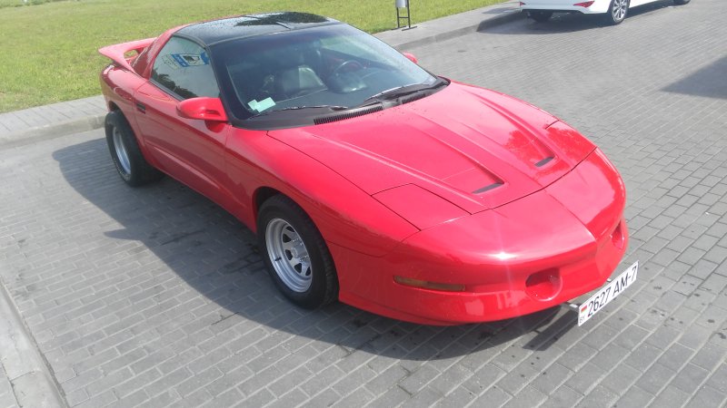 Pontiac Firebird 4