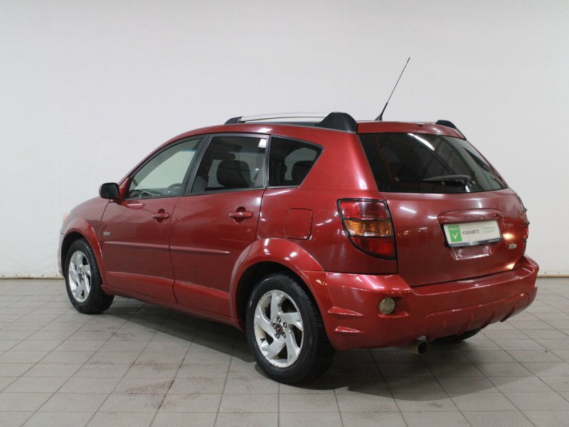 Pontiac Vibe 2005 год